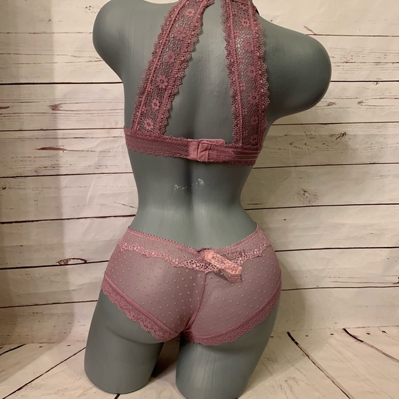 Victoria Secret Set - Picture 7 of 8